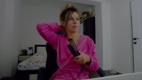 sellena_angel online show from 4, 12, 2025