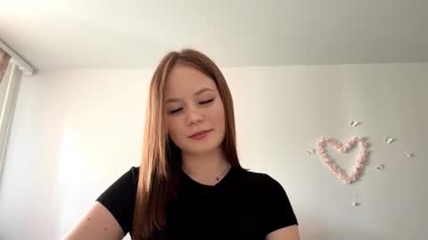 Snapshot of selmacalumag chatting on 16, 6, 2026 Lily online show from 16, 6, 2026