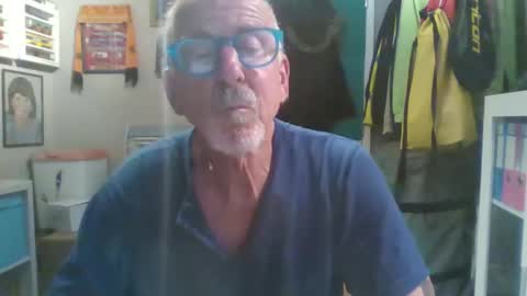 Snapshot of semajstretsa chatting on 20, 5, 2026 frederick online show from 20, 5, 2026