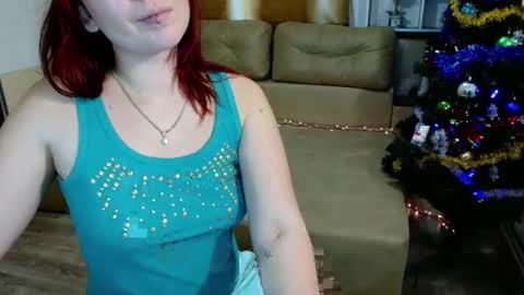 Snapshot of semisweetdream chatting on 31, 12, 2024 Next stream 2912 GMT2 online show from 31, 12, 2024