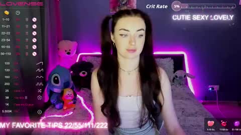 Snapshot of semurmur chatting on 11, 9, 2025 S E M U R online show from 11, 9, 2025