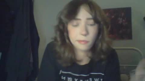 goddess esme  online show from 25, 10, 2025