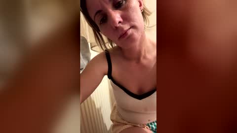 Sennya online show from 5, 4, 2026