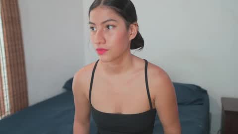 Snapshot of senssual_goddess chatting on 3, 3, 2025 senssual_goddess online show from 3, 3, 2025