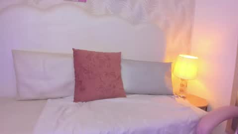 sensual_aura online show from 13, 2, 2025