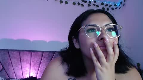 Camille and sophie online show from 27, 2, 2025