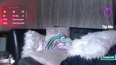 Snapshot of sensual_paradise_ chatting on 10, 6, 2026 V online show from 10, 6, 2026