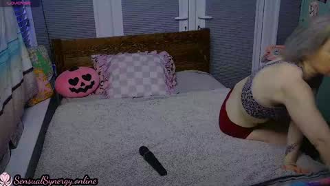 Snapshot of sensual_synergy_ chatting on 3, 12, 2024 SensualSynergy online show from 3, 12, 2024