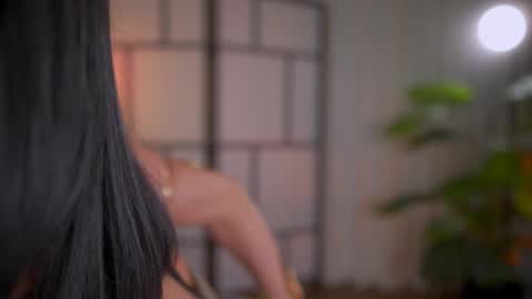 Maria- OF sensual bee online show from 12, 2, 2025