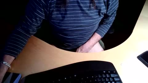 Sensually Yours online show from 2, 12, 2025