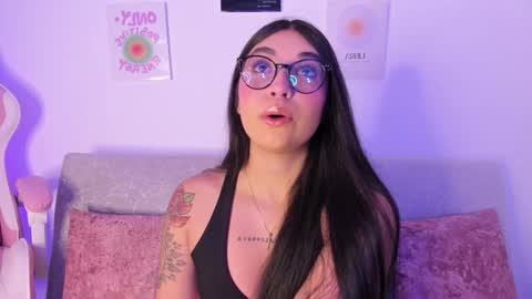 Snapshot of sensualhaven_ chatting on 12, 1, 2025 sensualhaven_ online show from 12, 1, 2025