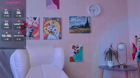 sensuallucy233 online show from 2, 11, 2025