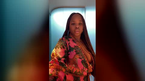 sensualprima online show from 23, 2, 2026