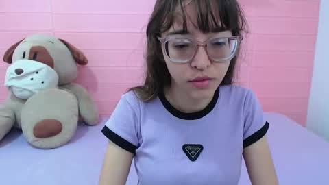 serafina_ online show from 8, 1, 2025