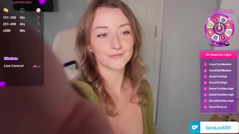 Snapshot of seraleexxx chatting on 5, 12, 2025 SeraLeeXXX online show from 5, 12, 2025