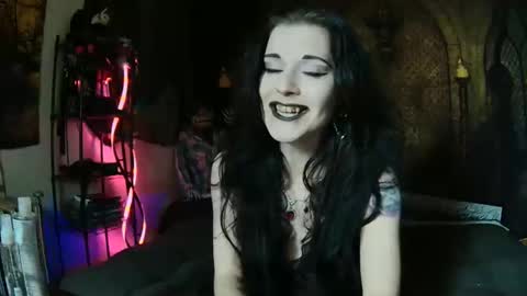 Seraphin Munster online show from 13, 11, 2025