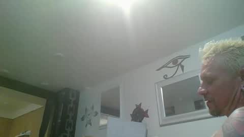 Snapshot of seraphyx33 chatting on 18, 9, 2025 seraphyx33 online show from 18, 9, 2025