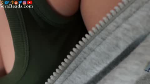 Snapshot of serareads chatting on 6, 2, 2026 SeraReads online show from 6, 2, 2026