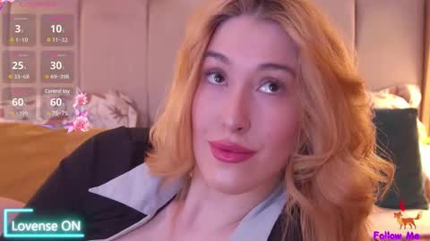 Snapshot of serena_bennet chatting on 2, 3, 2025 Serena online show from 2, 3, 2025