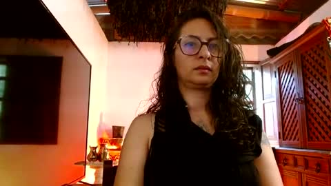 Serena Xyz online show from 15, 4, 2026