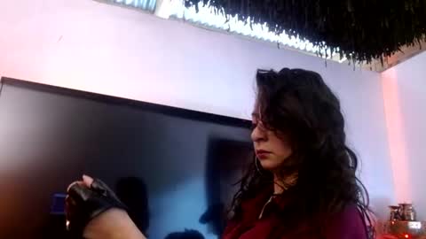 Snapshot of serena_xyz chatting on 16, 6, 2026 Serena Xyz online show from 16, 6, 2026