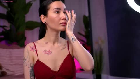 Serena online show from 18, 11, 2025