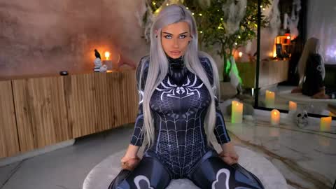 Serene Sophiex online show from 31, 10, 2025