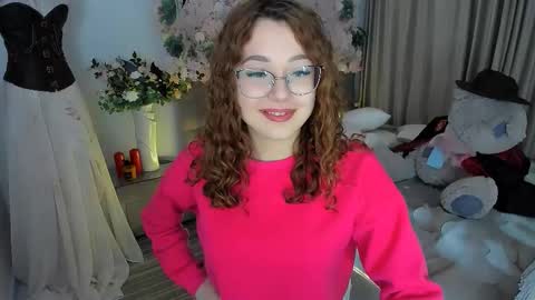 Ophelia online show from 5, 11, 2025