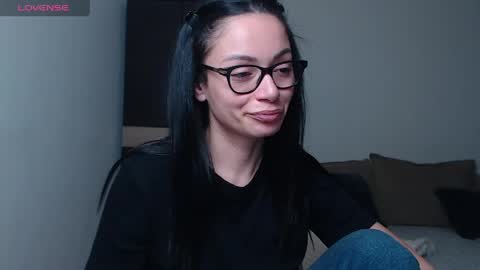 SereneSophi online show from 18, 4, 2026