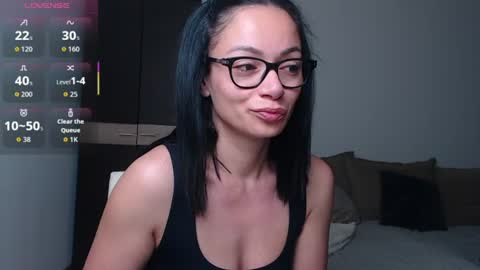 Snapshot of serenesophi chatting on 18, 6, 2026 SereneSophi online show from 18, 6, 2026