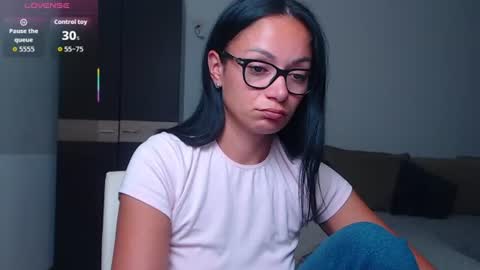 Snapshot of serenesophi chatting on 8, 8, 2026 SereneSophi online show from 8, 8, 2026