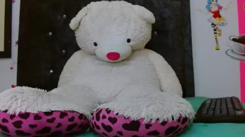 serenityroche online show from 8, 9, 2025