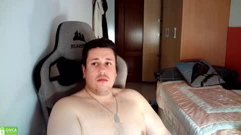 Pollos online show from 24, 10, 2025