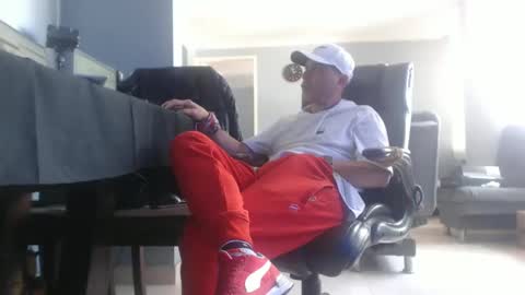 Snapshot of serioyhetero19 chatting on 29, 1, 2025 hetero serio discreto online show from 29, 1, 2025