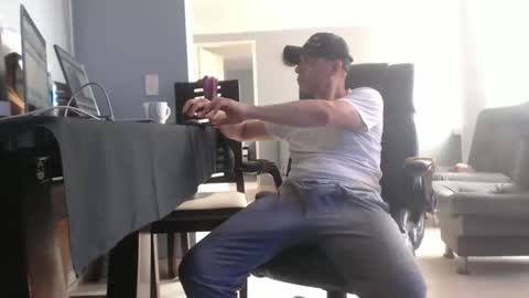 Snapshot of serioyhetero19 chatting on 27, 2, 2025 hetero serio discreto online show from 27, 2, 2025