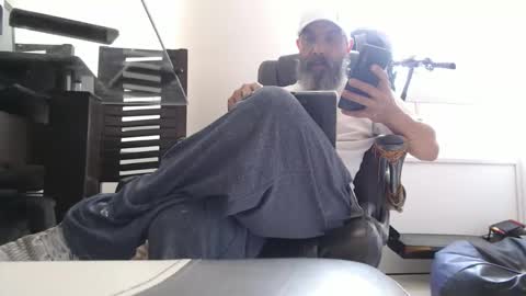 Snapshot of serioyhetero19 chatting on 6, 10, 2025 hetero serio discreto online show from 6, 10, 2025