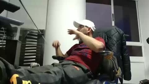 Snapshot of serioyhetero19 chatting on 17, 10, 2025 hetero serio discreto online show from 17, 10, 2025