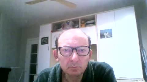 Snapshot of serrano49 chatting on 28, 4, 2026 serrano49 online show from 28, 4, 2026