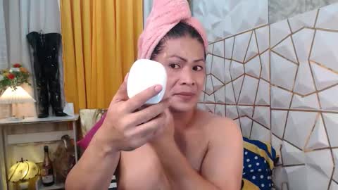 Snapshot of service_me711 chatting on 7, 10, 2025 call me MILES online show from 7, 10, 2025