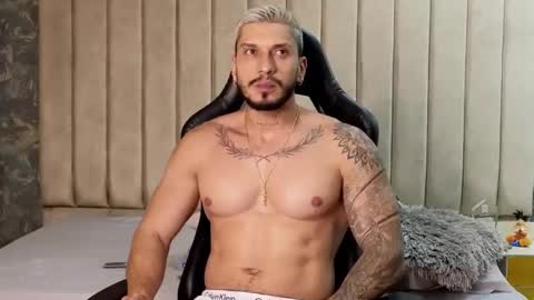 HEY IM SETH online show from 8, 3, 2025