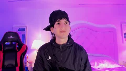 sett_and_gwen online show from 7, 3, 2025