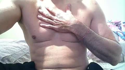 SEX MACHINE 19 online show from 7, 4, 2026