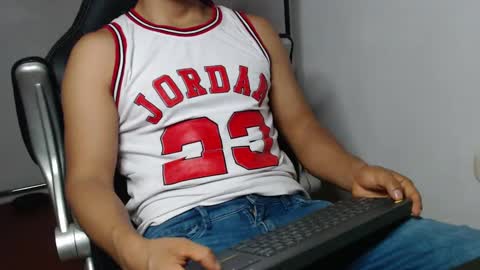 arnold online show from 15, 12, 2024