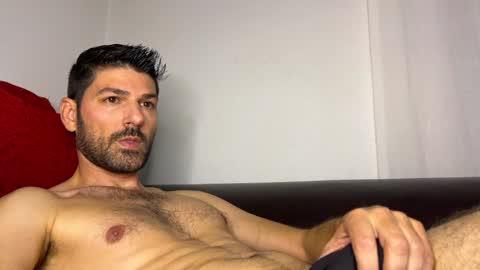 Lucenzo  online show from 30, 1, 2025