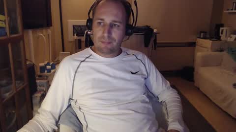 Snapshot of sexlobo1 chatting on 1, 2, 2025 Sexlobo online show from 1, 2, 2025