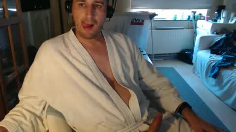 Snapshot of sexlobo1 chatting on 8, 3, 2025 Sexlobo online show from 8, 3, 2025