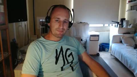 Snapshot of sexlobo1 chatting on 15, 9, 2025 Sexlobo online show from 15, 9, 2025
