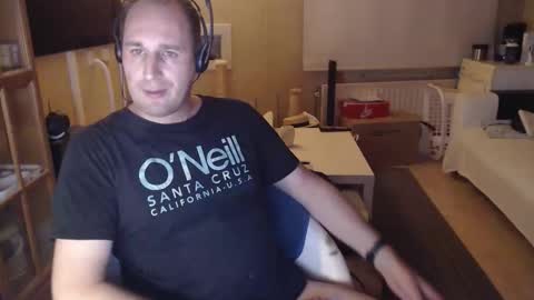 Snapshot of sexlobo1 chatting on 14, 12, 2025 Sexlobo online show from 14, 12, 2025