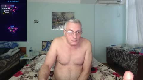 sexmen181166 online show from 12, 2, 2025