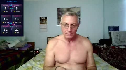sexmen181166 online show from 8, 11, 2025